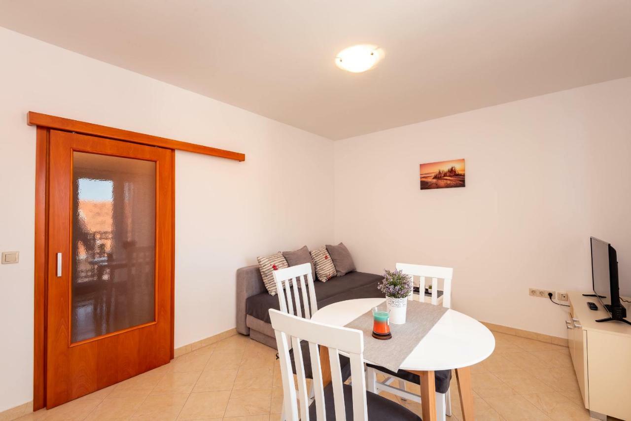 Apartmani Marina Klek Kültér fotó