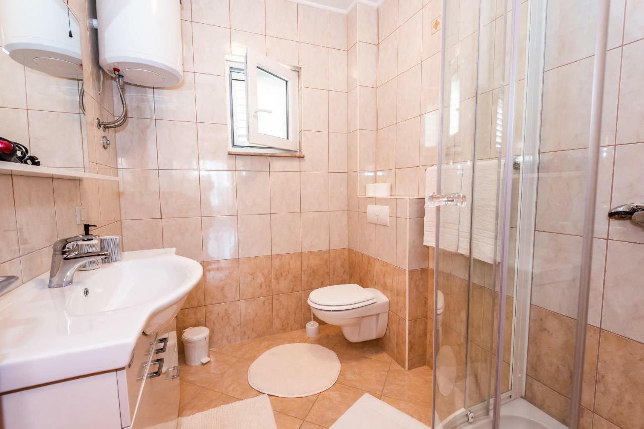 Apartmani Marina Klek Kültér fotó
