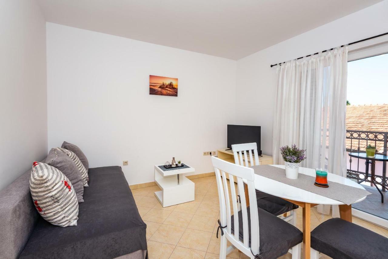 Apartmani Marina Klek Kültér fotó