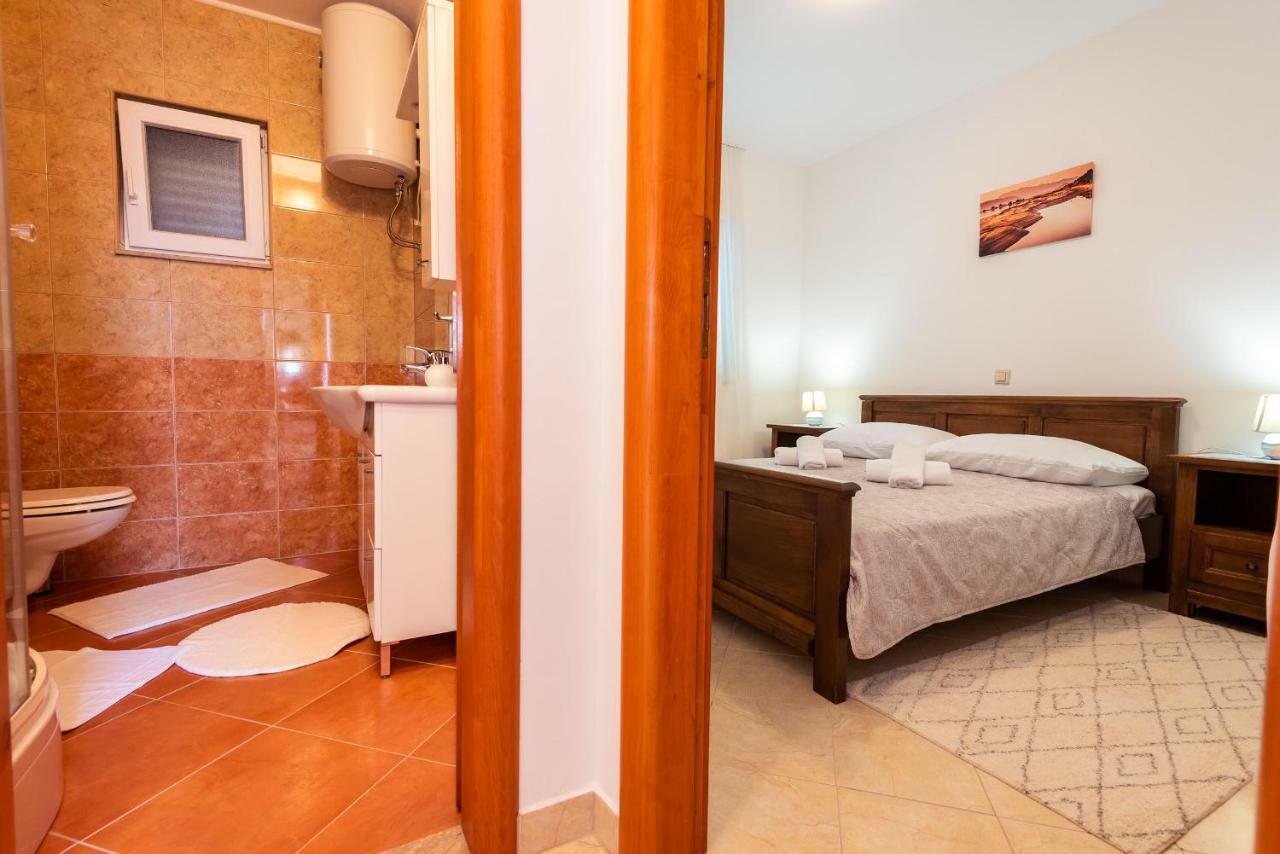 Apartmani Marina Klek Kültér fotó